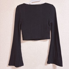 【SHEIN】カットソー ニット素材の画像