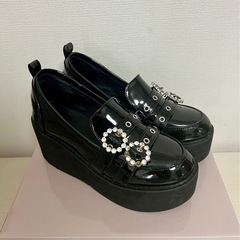 Bubbles ビジュー付き厚底ローファー　サイズ39(24.0〜24.5cm)の画像