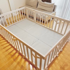 【美品】【iFam アイファム doridori 】ベビーサークル BIRCH バーチ ドア付10枚➕専用マット の画像
