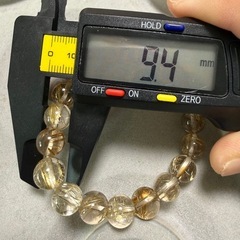 高品質 ゴールドルチルクォーツ 9mm 天然石 パワーストーンの画像