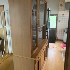 食器棚の画像
