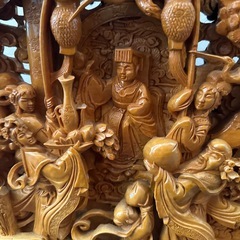 精密細工 装飾品 工芸品 木彫り　中国　仙人　極細密木彫り　縁起物　王様　桃の画像