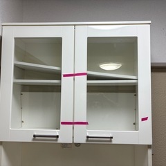 食器棚の画像