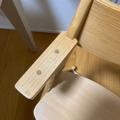 大人になっても使える　ハイチェア【カトージ】の画像