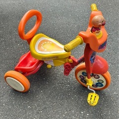 アンパンマン三輪車の画像