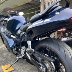 スズキGSX1300隼　中古
の画像
