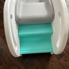 室内使用品　小さな滑り台　分解可能　高さ2段階　てんとう虫の画像