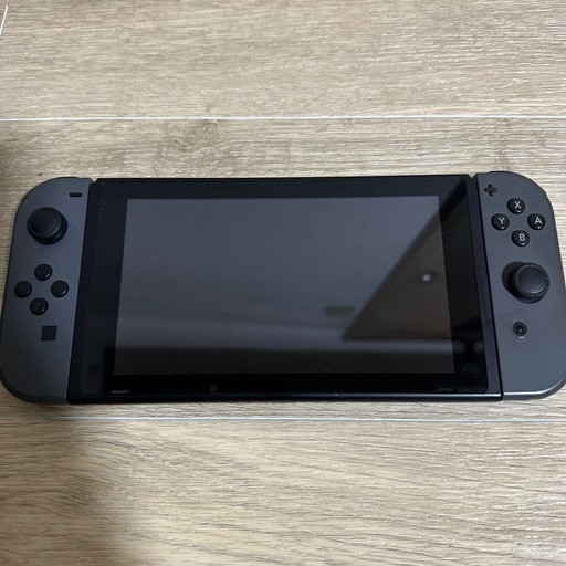 Nintendo Switch ニンテンドースイッチ　アクセサリー付き　グレー(取引中)