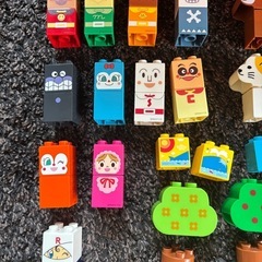 アンパンマン、バイキンマンブロックの画像