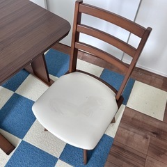 ダイニングテーブル&椅子セットの画像