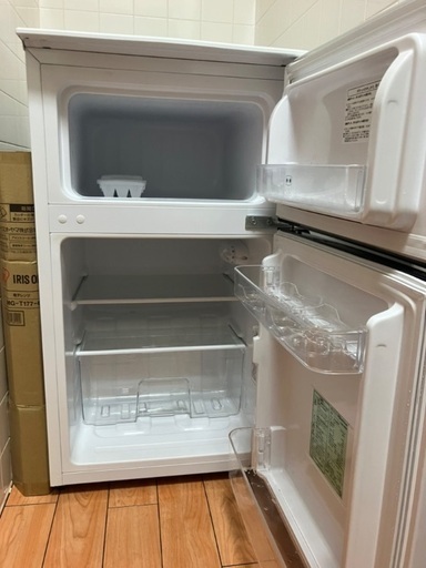 小型冷蔵庫　Hisense HR-B95A