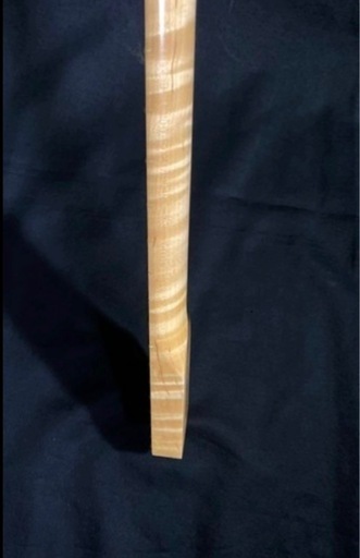 新品　ストラトキャスター エレキギター用ネック カナダ産１ピースフレイムメイプル