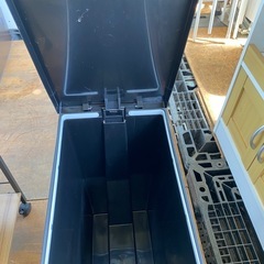 【ニトリ】ペダルペール45ℓの画像