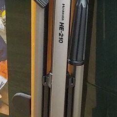 三脚 ハクバ HE-210 カメラ・ビデオ用 ３段小型三脚 チタンカラー 西岡店の画像