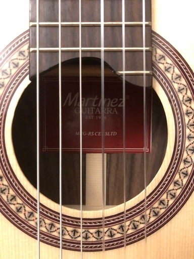 ギターMartinez 