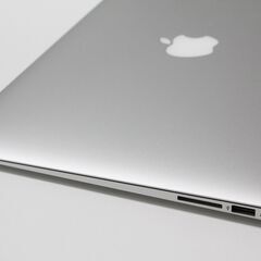 MacBook Air（13インチ,2017）256GB/8GB〈MQD42J/A〉④の画像