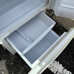 SHARP冷蔵庫　2012年製の画像