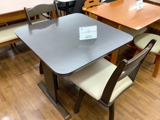 90分の無料軽トラック貸出サービス！ニトリ ダイニング3点セット