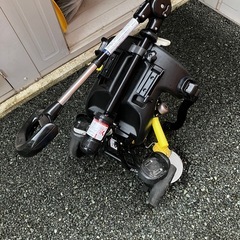 折りたたみ三輪車の画像