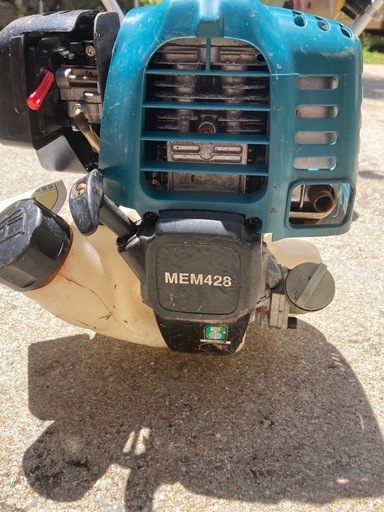 マキタ4サイクル草刈機MEM428中古