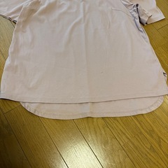 ノーリーズ　くすみピンクのTシャツ　サイズ38の画像