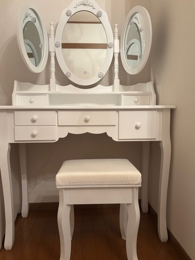 ドレッサー　猫脚