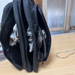 バック、ノートパソコンなど入れたり、旅行などに！の画像