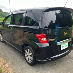 フリード 車検9年3月 10万㌔ ナビ Bカメラ 地デジ 両側スライド ETC の画像
