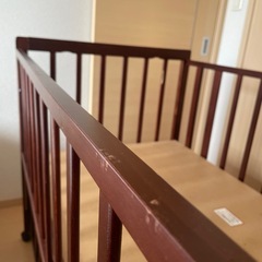 ベビーベッドの画像