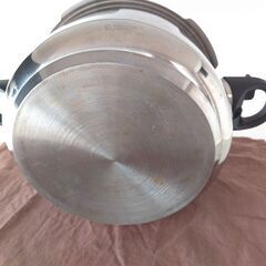 ☆無料☆　ルミナスプラス 2段階圧力鍋 3.5L IH対応　Luminousplusの画像