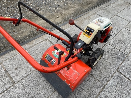 農機具　クボタ
管理機