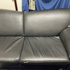 ソファー合皮ブラック無料お譲りしますの画像