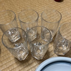 食器の画像