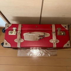 スーツケースの画像
