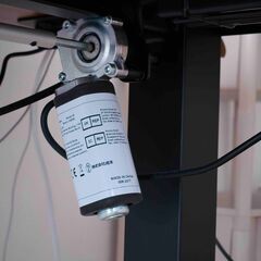 昇降デスク  電動 昇降式デスクスタンディングデスク 幅140cm 奥行60cm Cubicubiの画像