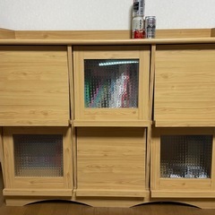 フラップ扉収納棚の画像