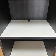 食器棚の画像