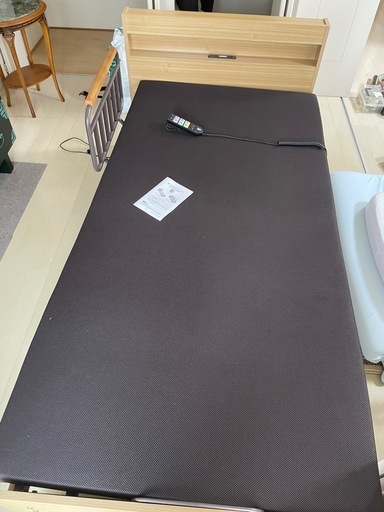 電動リクライニングベッド美品