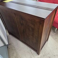 J8607 【リユースのサカイ柏店】 3段チェスト クリーニング済みの画像