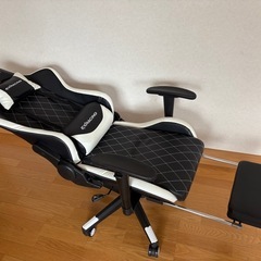 ゲーミングチェア　EXRACING(国内メーカー)の画像
