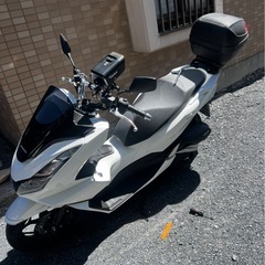 GIVI リアボックス&汎用ベースプレートの画像
