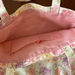 ローラアシュレイ　トートバッグの画像