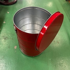 【7I13①】ライスストッカー（赤）の画像