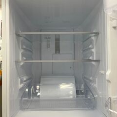 【リサイクルショップどりーむ鹿大前店】No.2735 冷蔵庫 SHARP/シャープ 2017年製 137L ※扉側トレイ欠品ありの画像