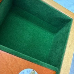 小物いれオルゴール付きの画像