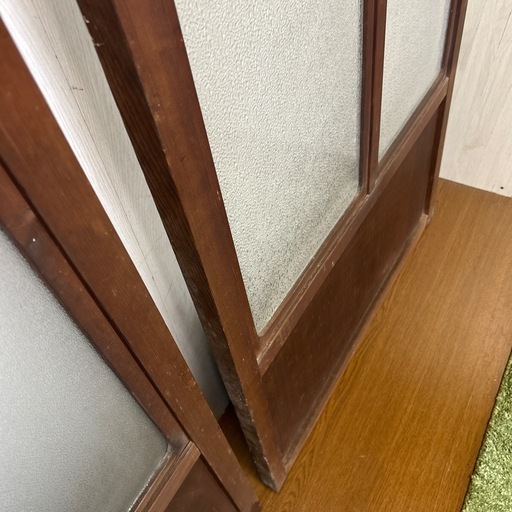 【リユース☆エコちょっぷ】リノベ　アンティーク　欄間付き　和　引戸　すりガラス　木製工芸 リユース☆エコちょっぷ】リノベ アンティーク 欄間付き 和 引戸
