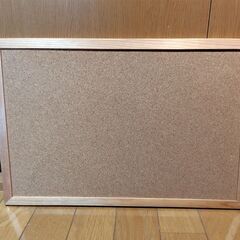 コルクボード 45cmx60cm 3個 (未使用) +30cmx45cm 1個（中古） の画像