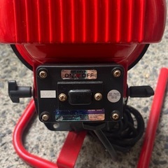 屋外電気　キャンプ　現場の画像