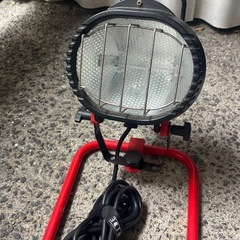 屋外電気　キャンプ　現場の画像