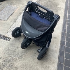 Aprica   アップリカ　ベビーカー　3輪　イージー
バギーの画像